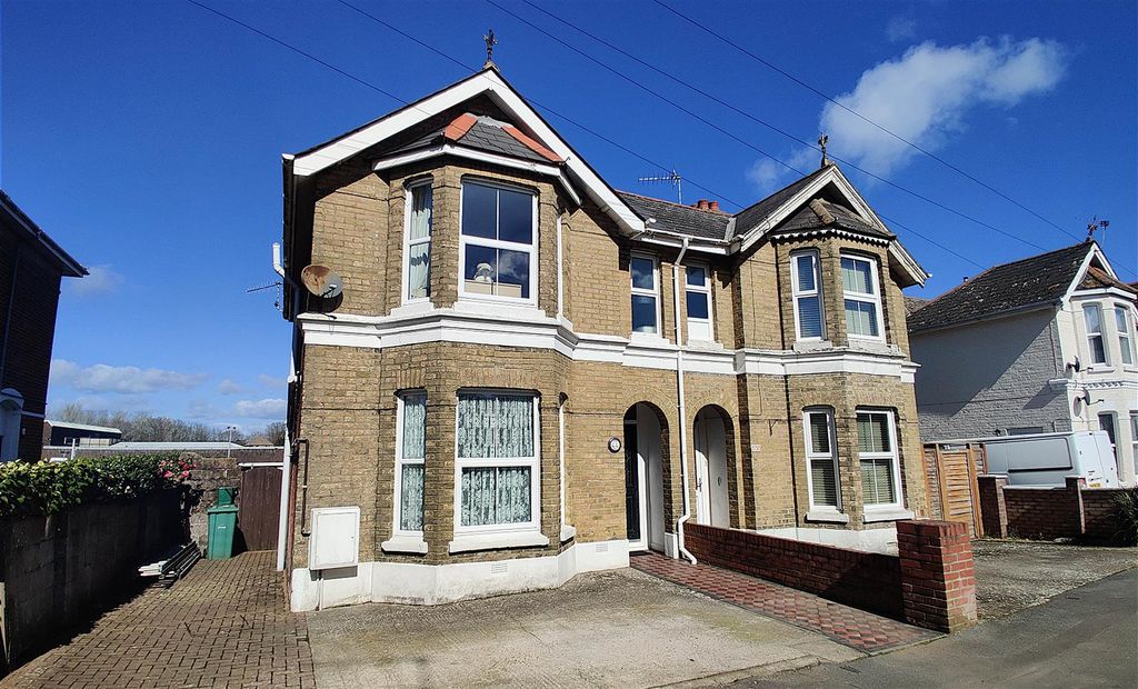 Property photo 1 of 24 Front.Png