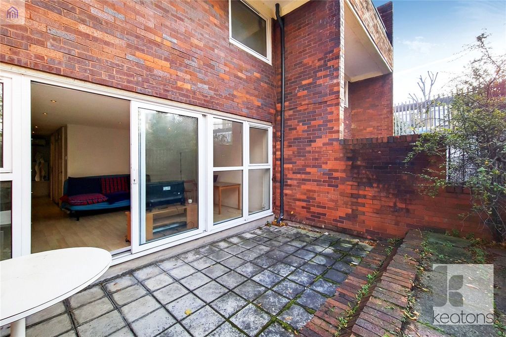 Property photo 3 of 9 Patio Garden