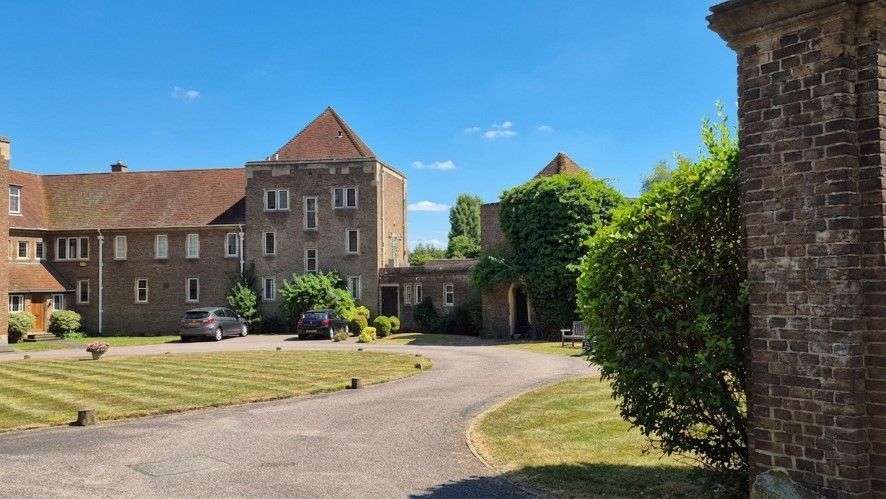 Property photo 3 of 31