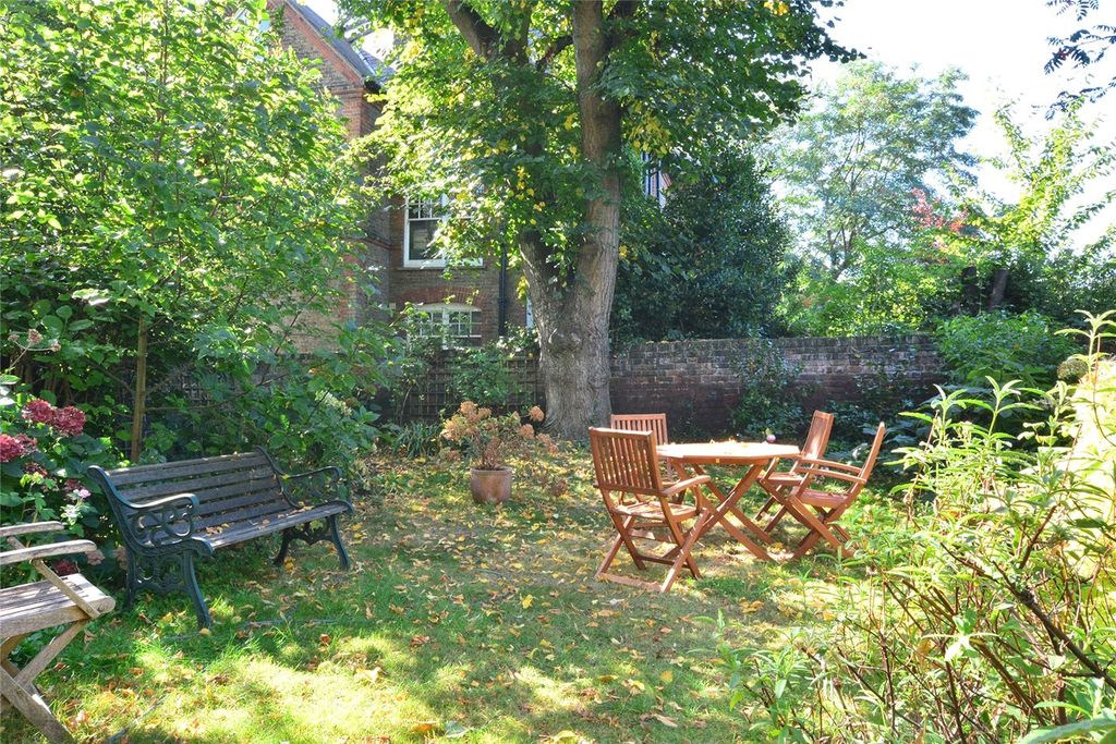 Property photo 3 of 16 Picture No. 14