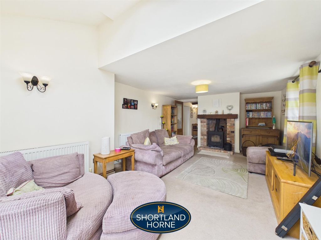 Property photo 2 of 46 Cam05575G0-Pr0083-Still009.Jpg