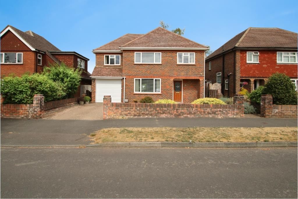 Property photo 1 of 17