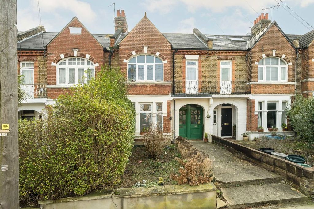 Property photo 1 of 7