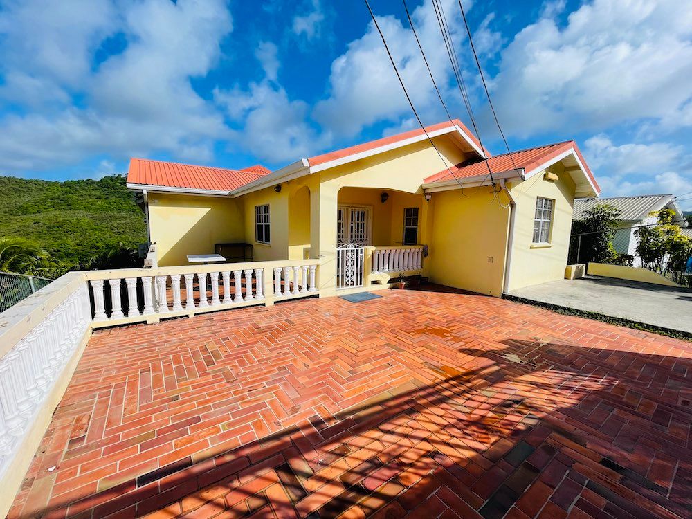 Property photo 1 of 20