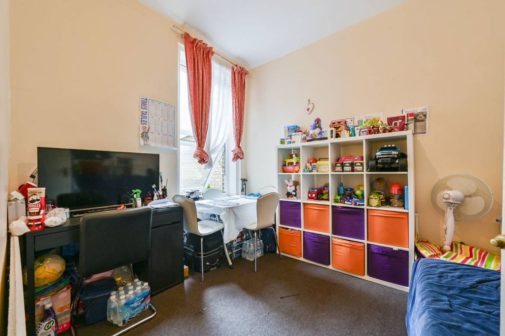 Property photo 1 of 22