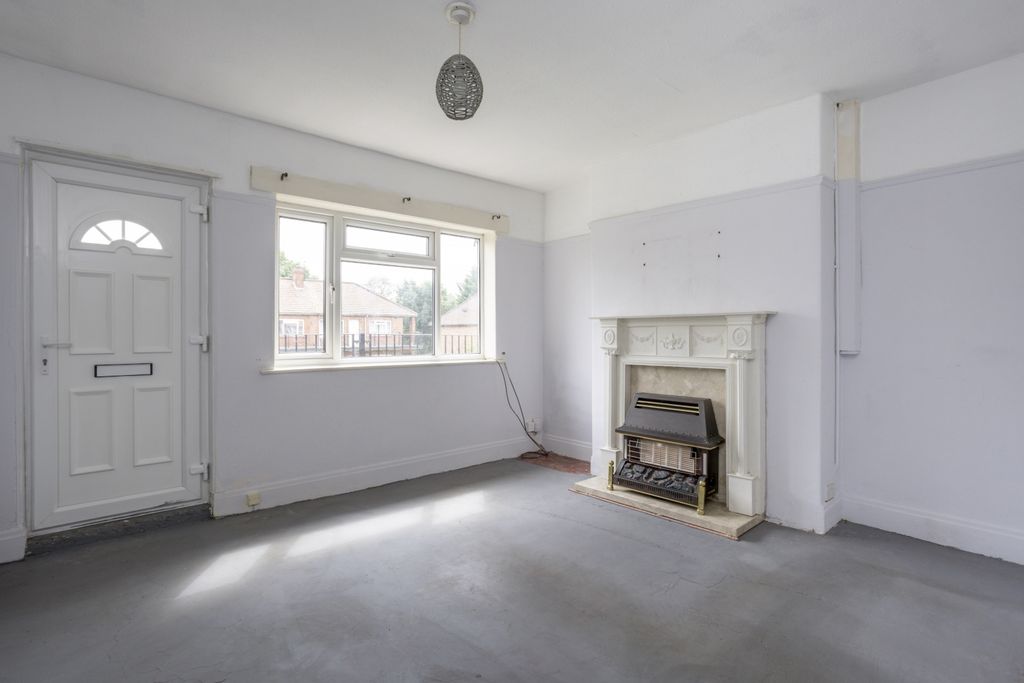 Property photo 3 of 9 66_Beech_Avenue_8