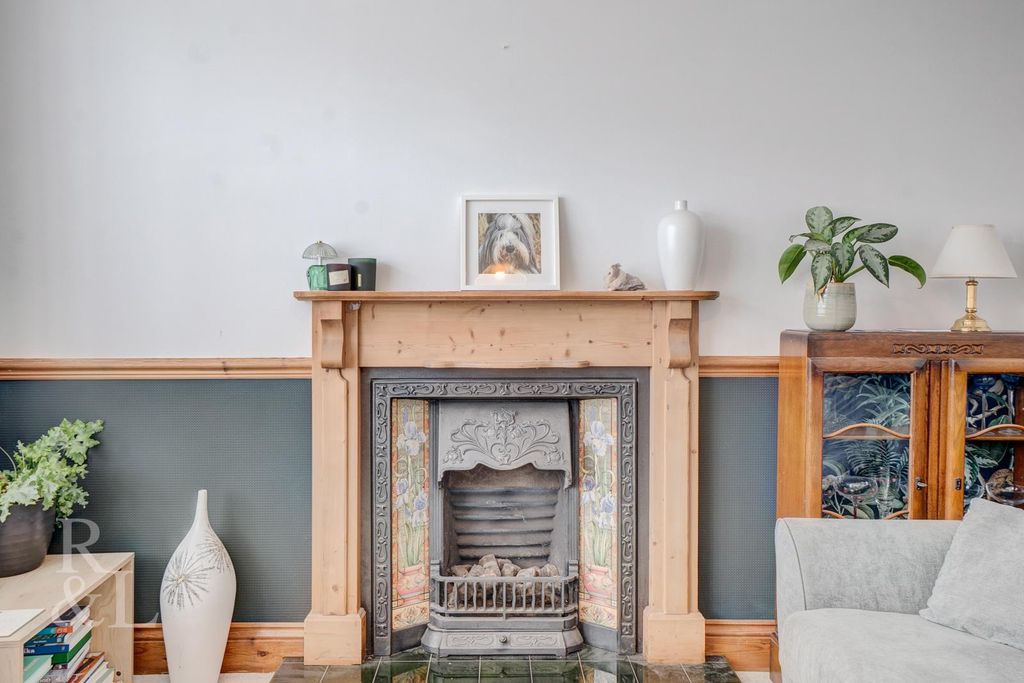 Property photo 3 of 23 Batched (2).Jpg