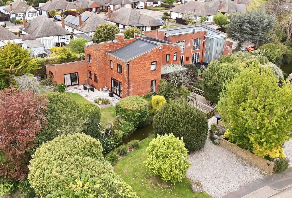 Property photo 2 of 23 Picture No. 86