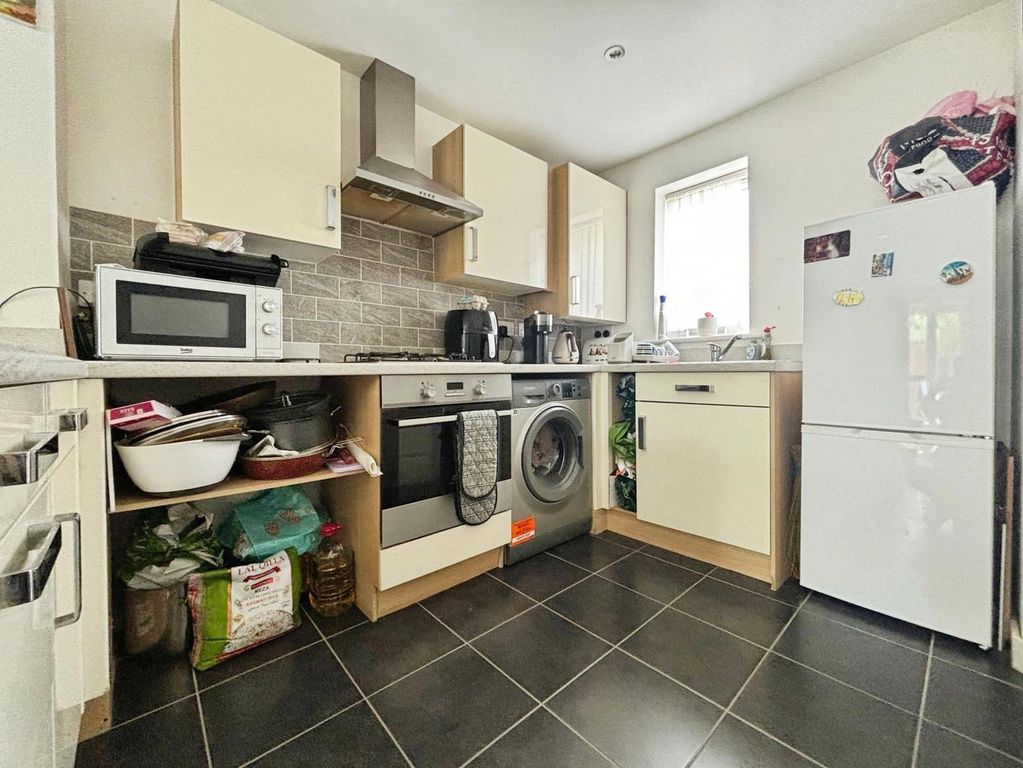 Property photo 3 of 10 Pbox-Img.Jpg