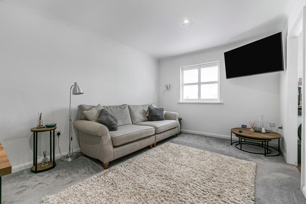 Property photo 2 of 10 Reception Room