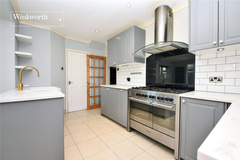 Property photo 3 of 14 Picture No. 43