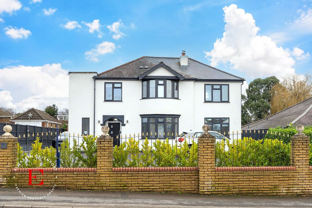 Property photo 1 of 27