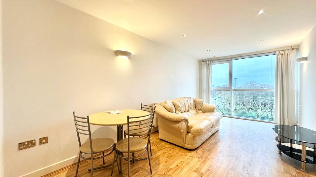 Property photo 1 of 7 Picture No. 04