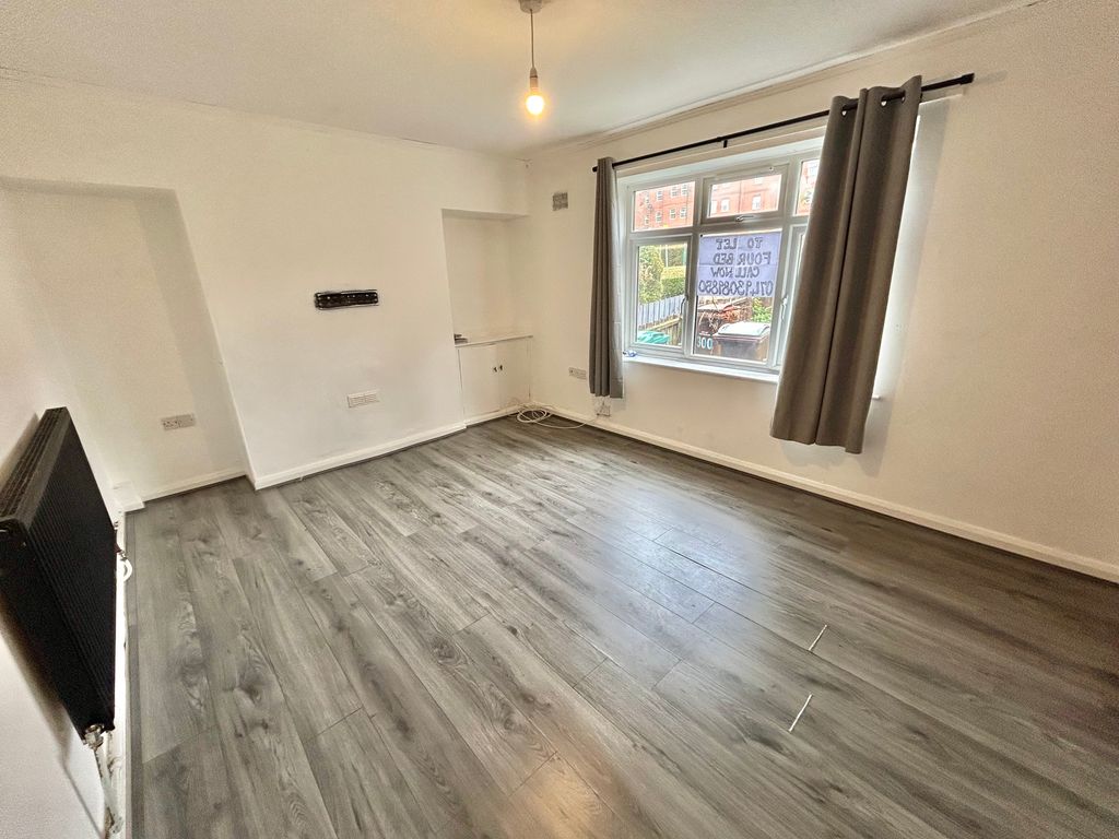 Property photo 2 of 16 Image