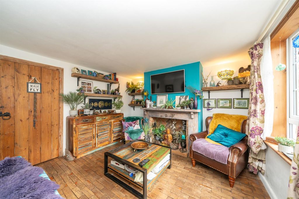 Property photo 2 of 15 4-Bradden-Cottages-1008.Jpg