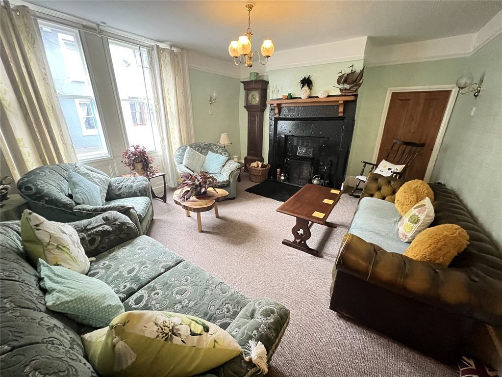 Property photo 3 of 21 Picture No. 24