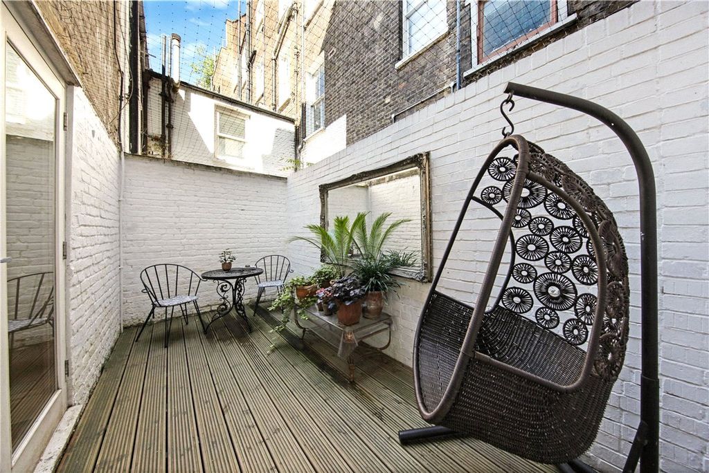 Property photo 3 of 17 Picture No. 30