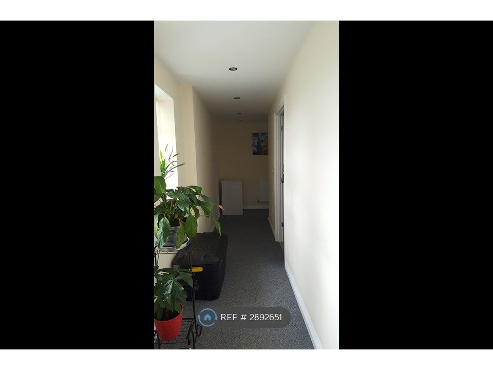 Property photo 3 of 3
