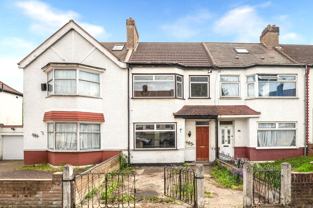 Property photo 1 of 18