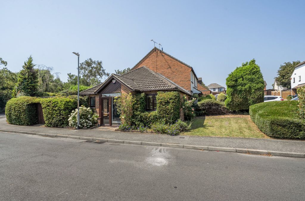 Property photo 1 of 21 1483770-3-6A3d08A...