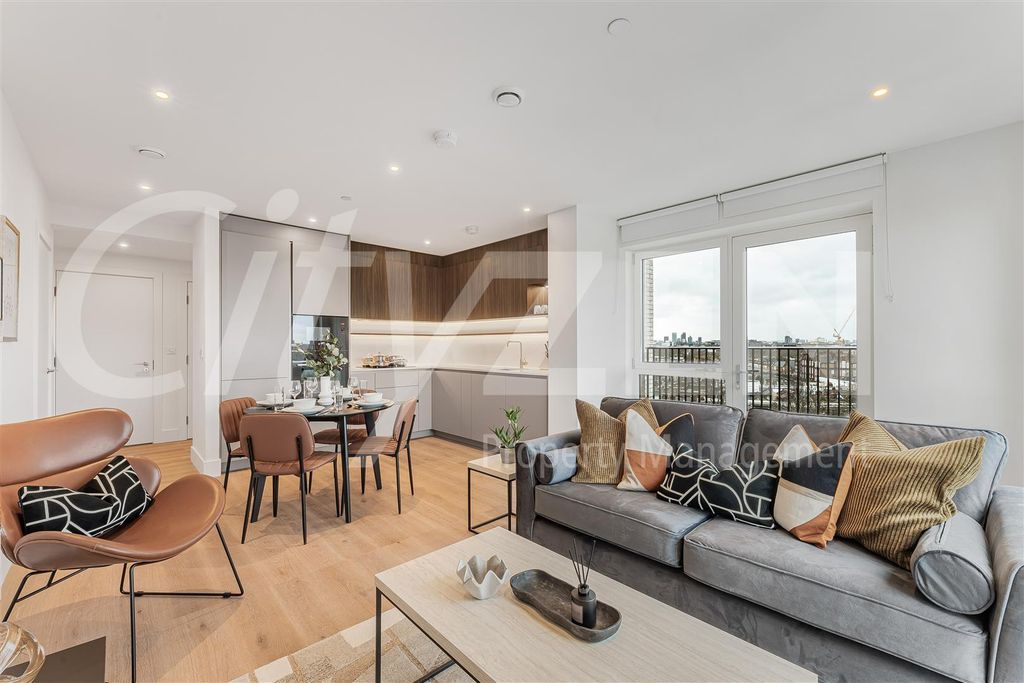 Property photo 1 of 37 Reception