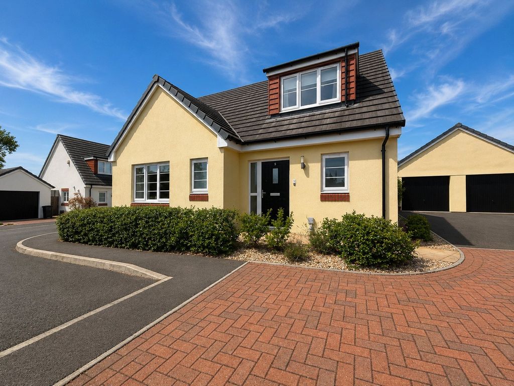 Property photo 1 of 10 Picture No. 32