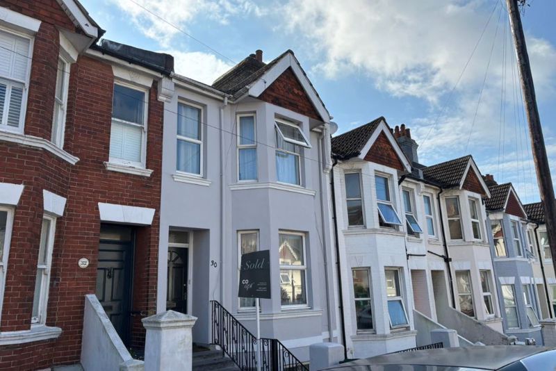 Property photo 1 of 11 Photo 10