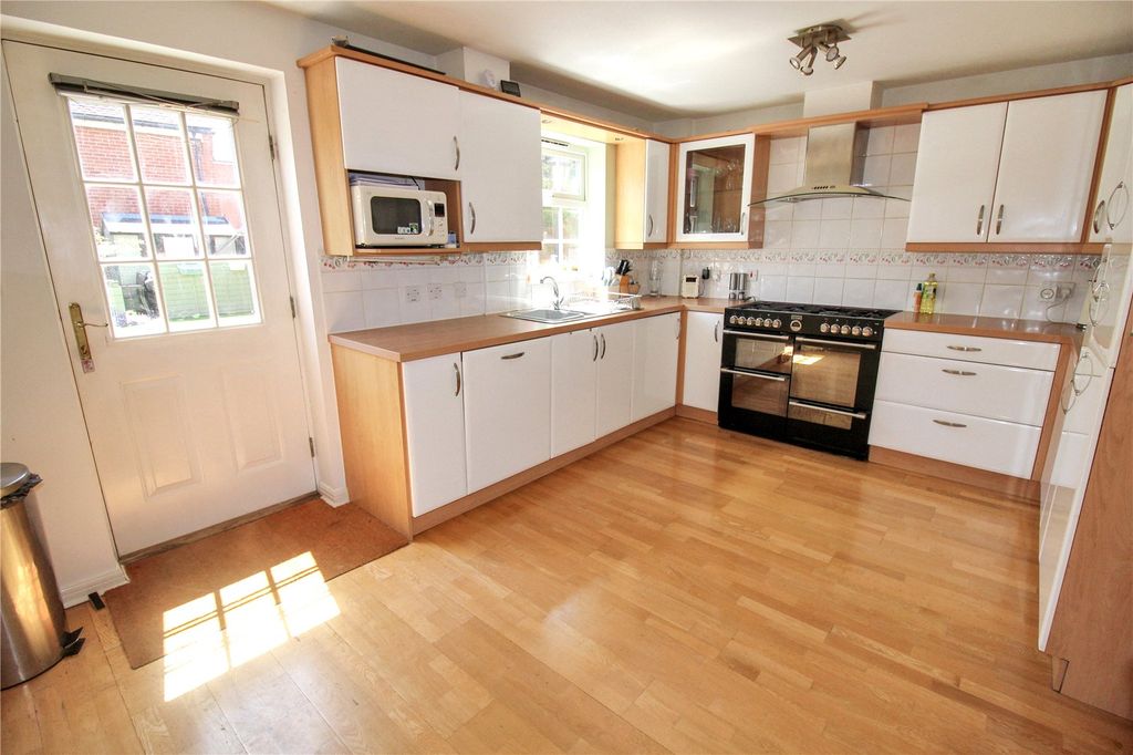 Property photo 3 of 15 Picture No. 03