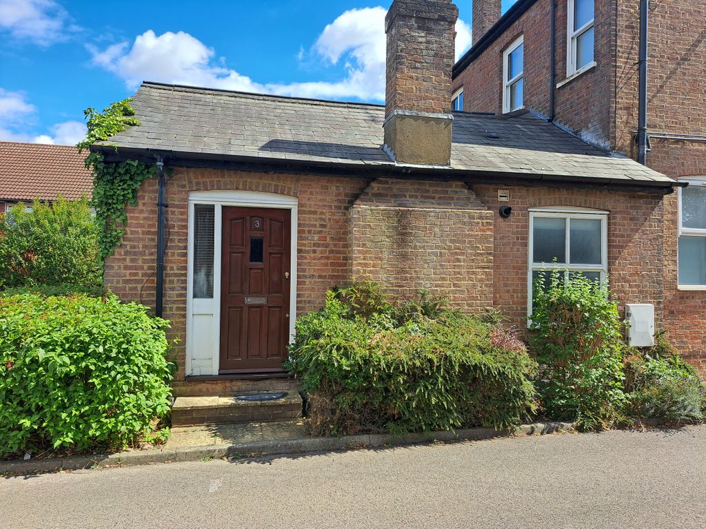 Property photo 1 of 6