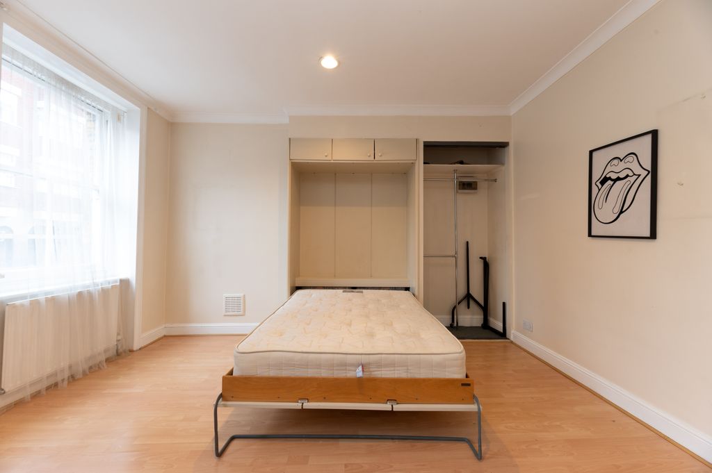 Property photo 3 of 5