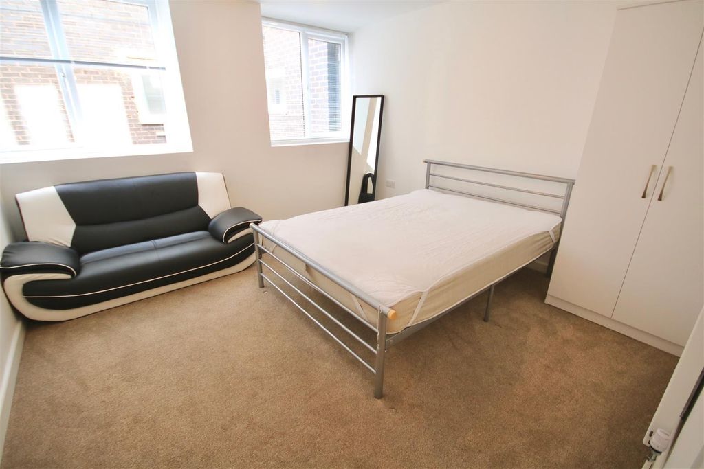 Property photo 3 of 14 Cbsx5Hdh2Es5Omutrcezjq.Jpg