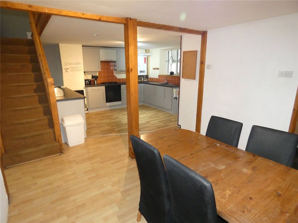Property photo 3 of 23 Picture No. 06