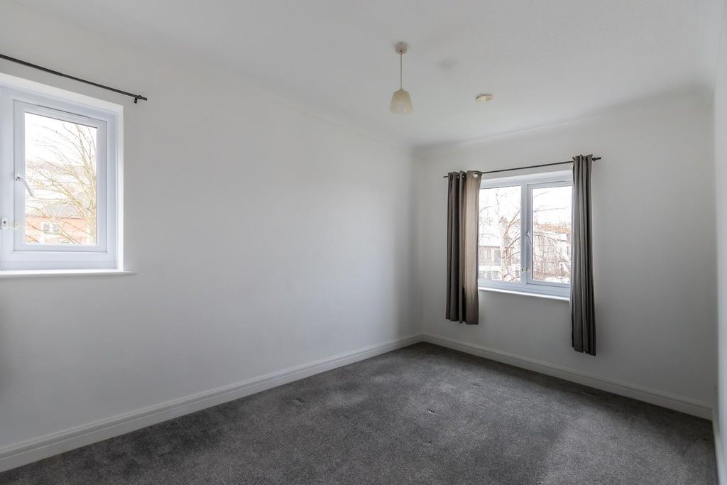 Additional image 9 of 2 bed flat to rentMariners Heights, Penarth CF64