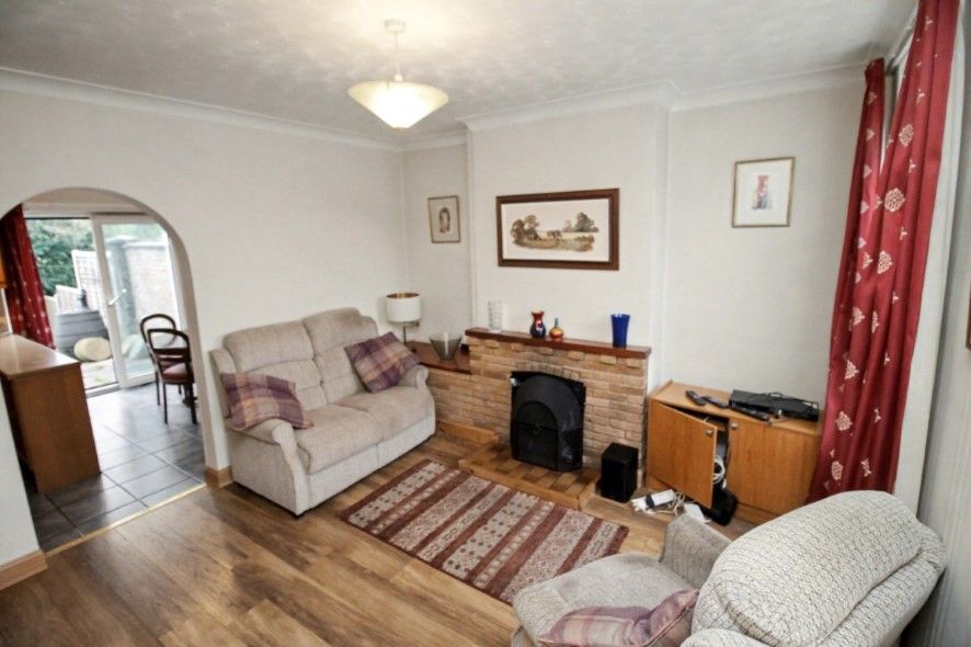 Property photo 2 of 6