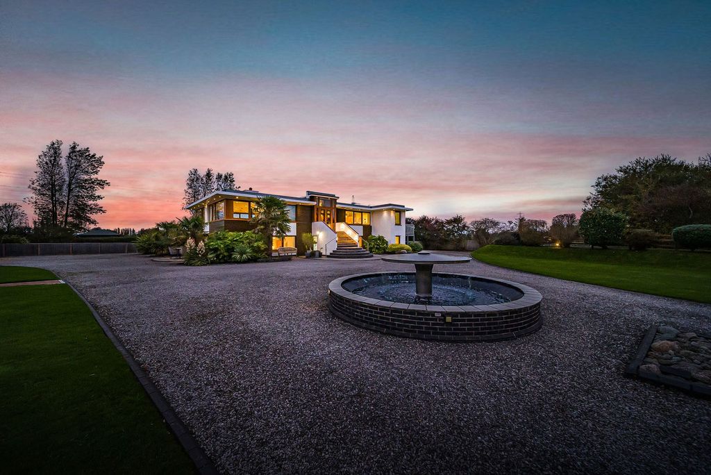 Property photo 1 of 50