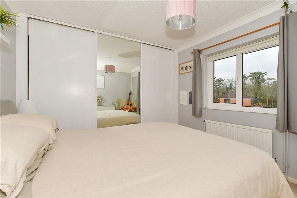 Property photo 2 of 10 Bedroom