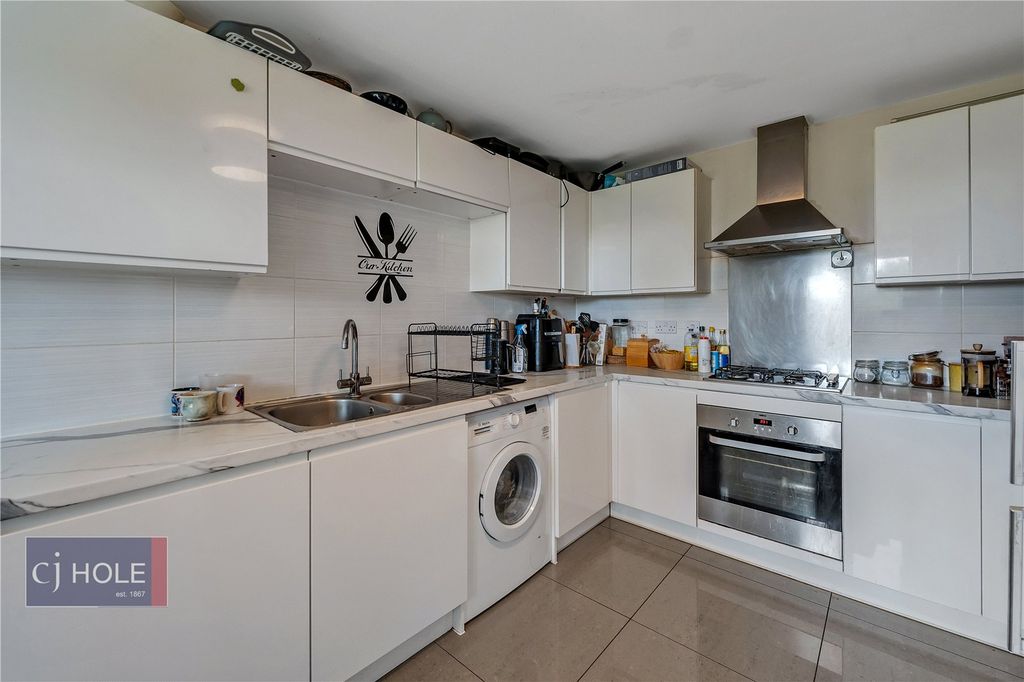 Property photo 3 of 17 Picture No. 26
