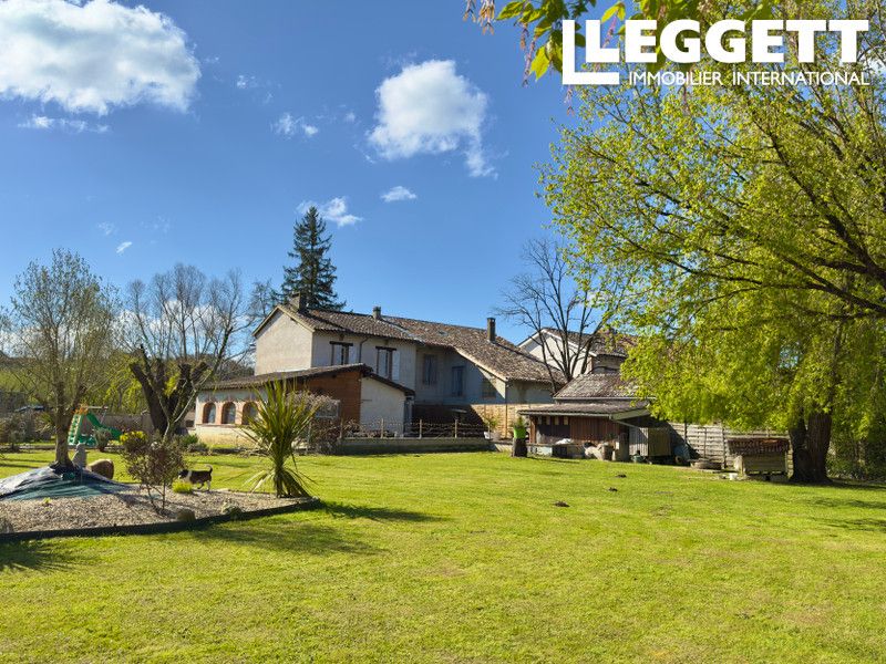 Property photo 1 of 10