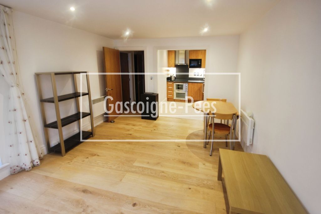 Property photo 2 of 7