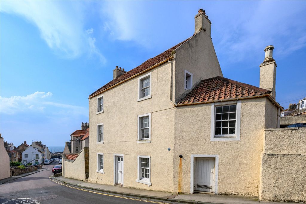 Property photo 1 of 22 Brae House