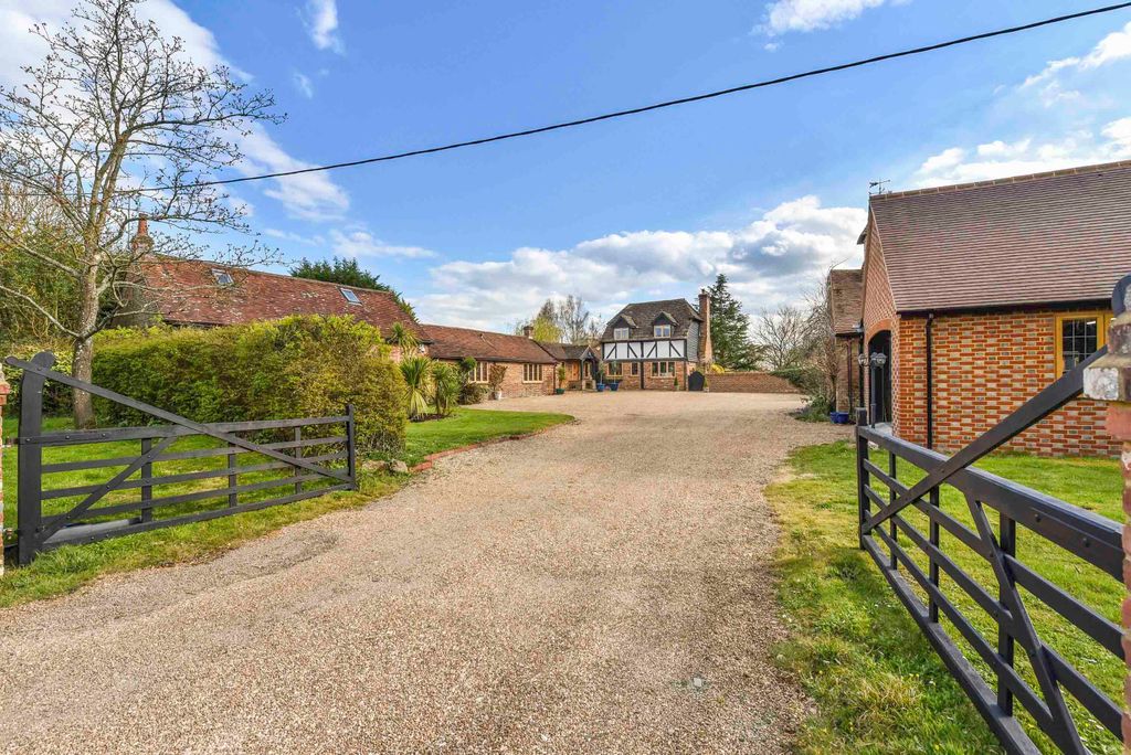 Property photo 1 of 36