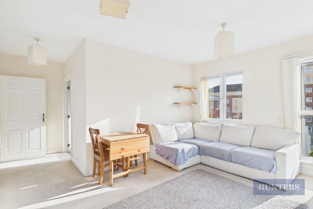 Property photo 2 of 17 Cam05152G0-Pr0378-Still001.Jpg