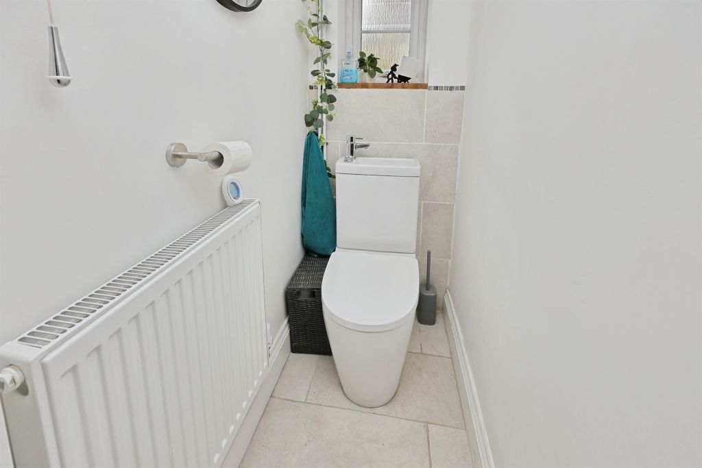 Property photo 3 of 25