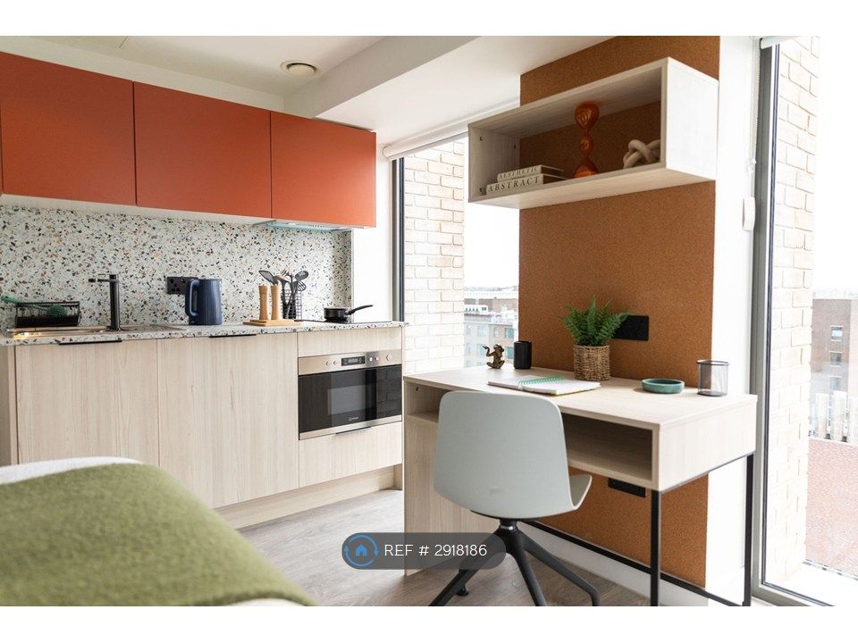 Property photo 2 of 16 Studio Apartment 2