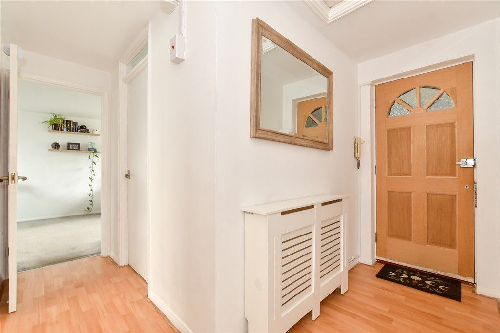 Property photo 2 of 8 Hallway