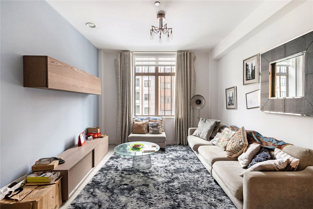 Property photo 2 of 15 Picture No. 31