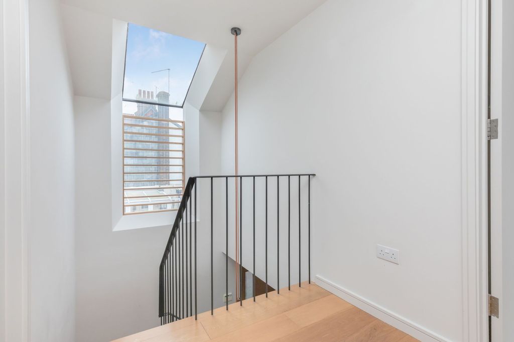 Additional image 22 of 3 bed detached house for salePriory Street, Lewes BN7