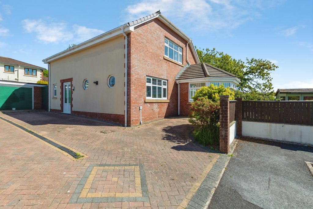 Property photo 1 of 25 Pbox-Img.Jpg
