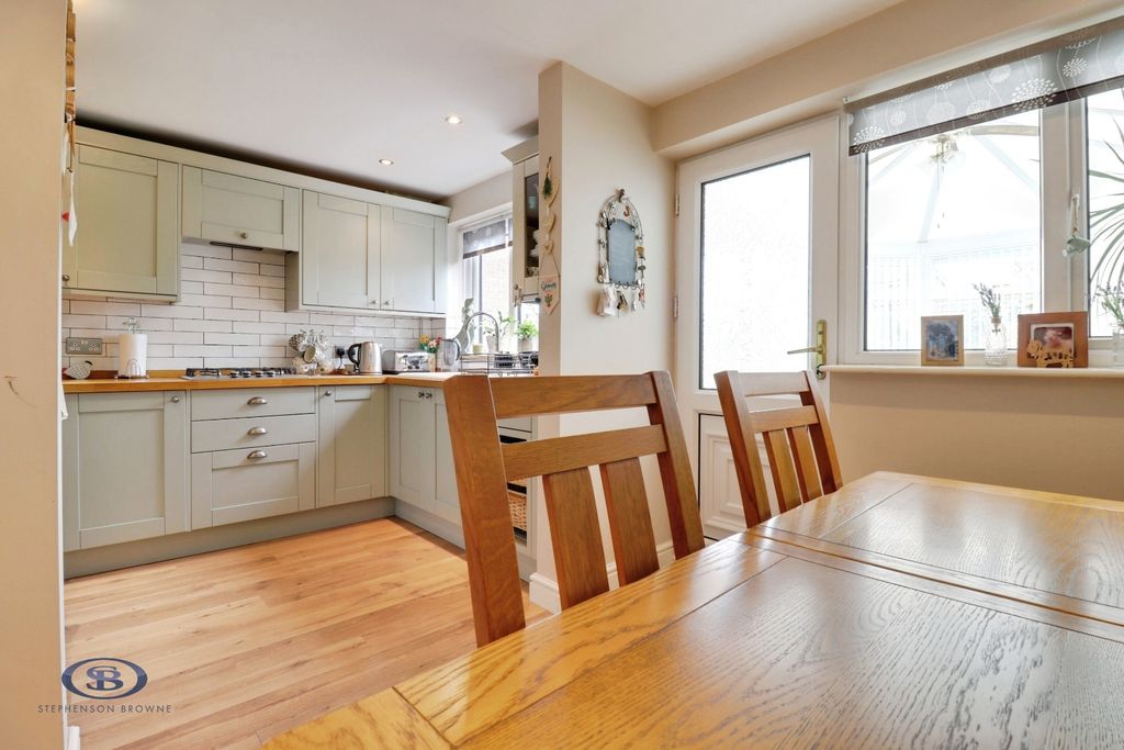 Property photo 2 of 19 Pbox-Img.Jpg