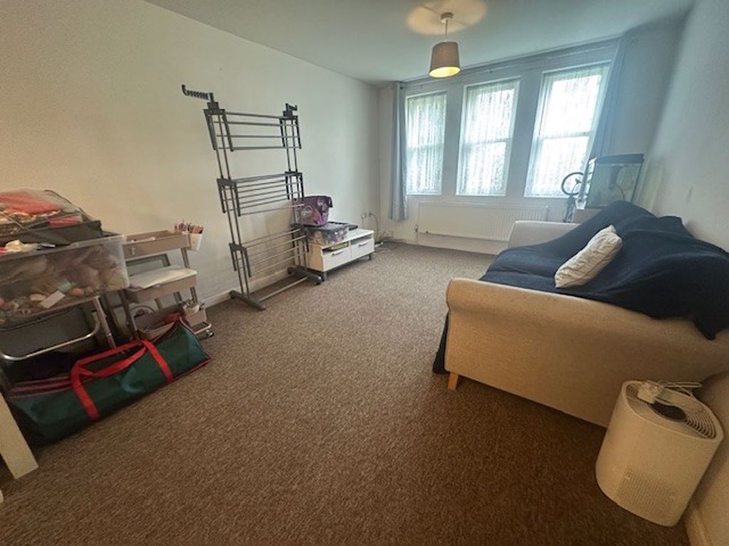 Property photo 2 of 7 Photo 2